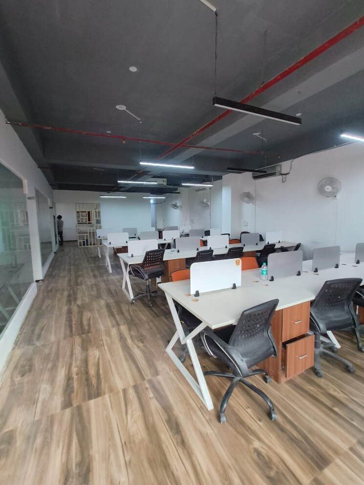 Team Area, sector 4 Commercial Office Space 3000 Sq.Ft. In Sector 4 Noida 9013989