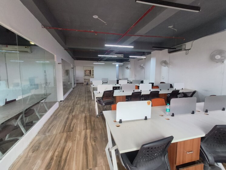 Team Area, sector 4 Commercial Office Space 3000 Sq.Ft. In Sector 4 Noida 9013989