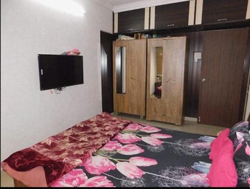 Master Bedroom in 1 BHK Apartment at Raj Mandir Complex, Mira Road – for Rent