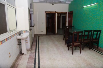 Living Room in 3 BHK Independent House at Sector 19 – for Rent