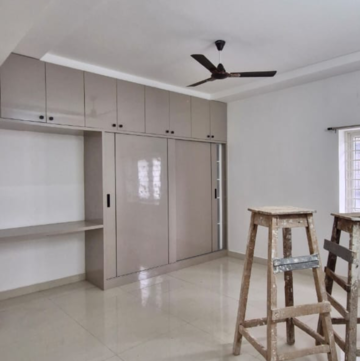 Room in 3 BHK Builder Floor at Kondapur – for Rent