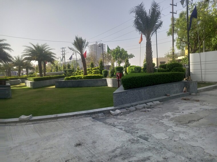  Parking, vhr-winsten-park 6+ Bedroom 5000 Sq.Ft. Villa In Knowledge Park V Greater Noida Greater Noida 8125095