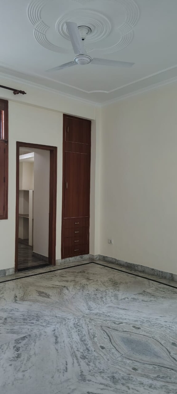 Room, sector 47 2 Bedroom 1200 Sq.Ft. Independent House In Sector 47 Noida 9014145