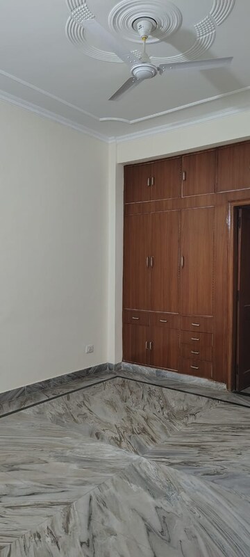Room in 2 BHK Independent House at Sector 47 – for Rent