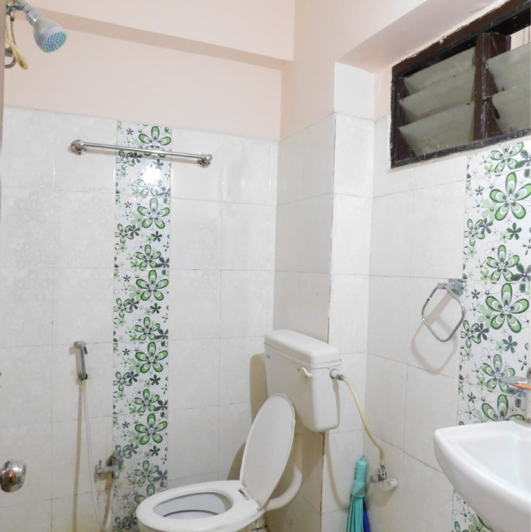 Bathroom, kondapur 3 Bedroom 2000 Sq.Ft. Builder Floor In Kondapur Hyderabad 9014156