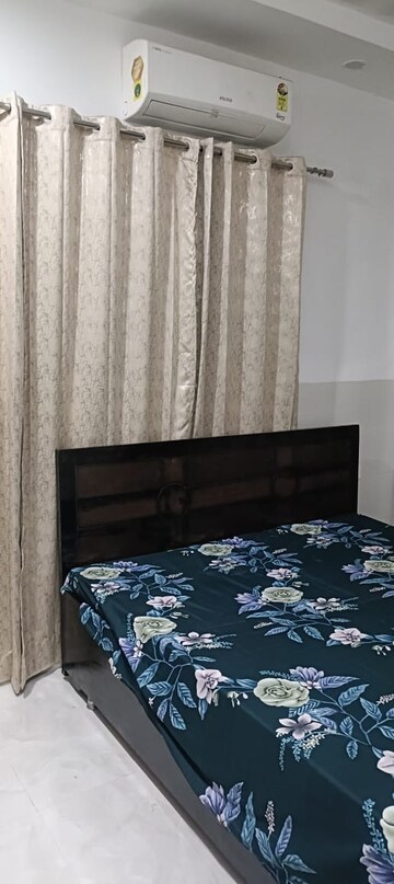 Bedroom in 2 BHK Builder Floor at Aerocity – for Rent