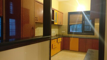 Kitchen in 2.5 BHK Villa at Sector 48 – for Rent