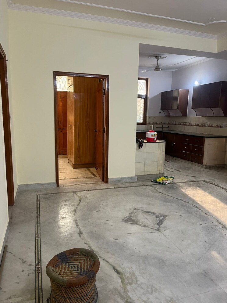 Bedroom, sector 49 3 Bedroom 2000 Sq.Ft. Builder Floor In Sector 49 Noida 9014179