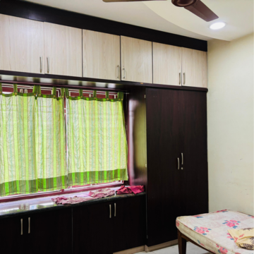 Bedroom in 3 BHK Builder Floor at Kondapur – for Rent
