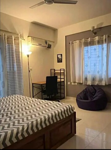 Bedroom in 3 BHK Apartment at Indiranagar – for Rent