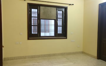 1 BHK Independent House For Rent in Sector 46