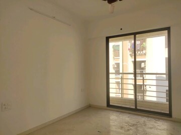 Room in 3 BHK Apartment at Arihant Anshula, Taloja – for Rent