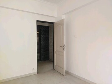 Room in 3 BHK Apartment at Arihant Anshula, Taloja – for Rent