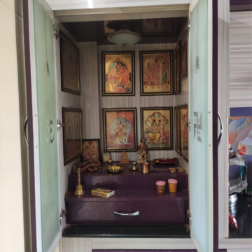 Bedroom in 3 BHK Builder Floor at Kondapur – for Rent