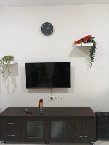 Furnished Amenities in 2 BHK Apartment at Malpani Vivanta, Balewadi – for Rent