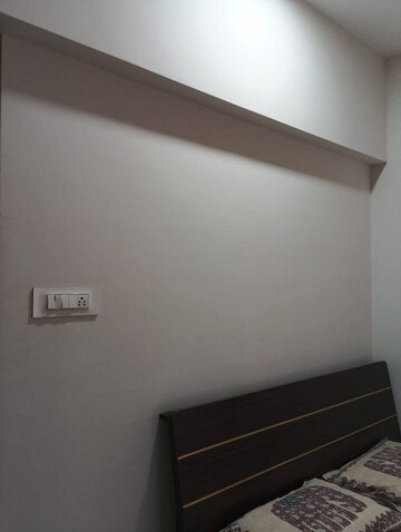 Room in 2 BHK Apartment at Malpani Vivanta, Balewadi – for Rent