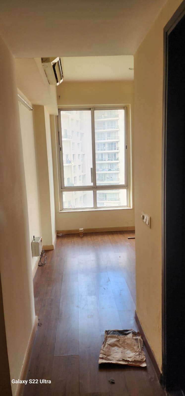 3 BHK + Pooja Room,Servant Room Apartment For Rent in Unitech Harmony