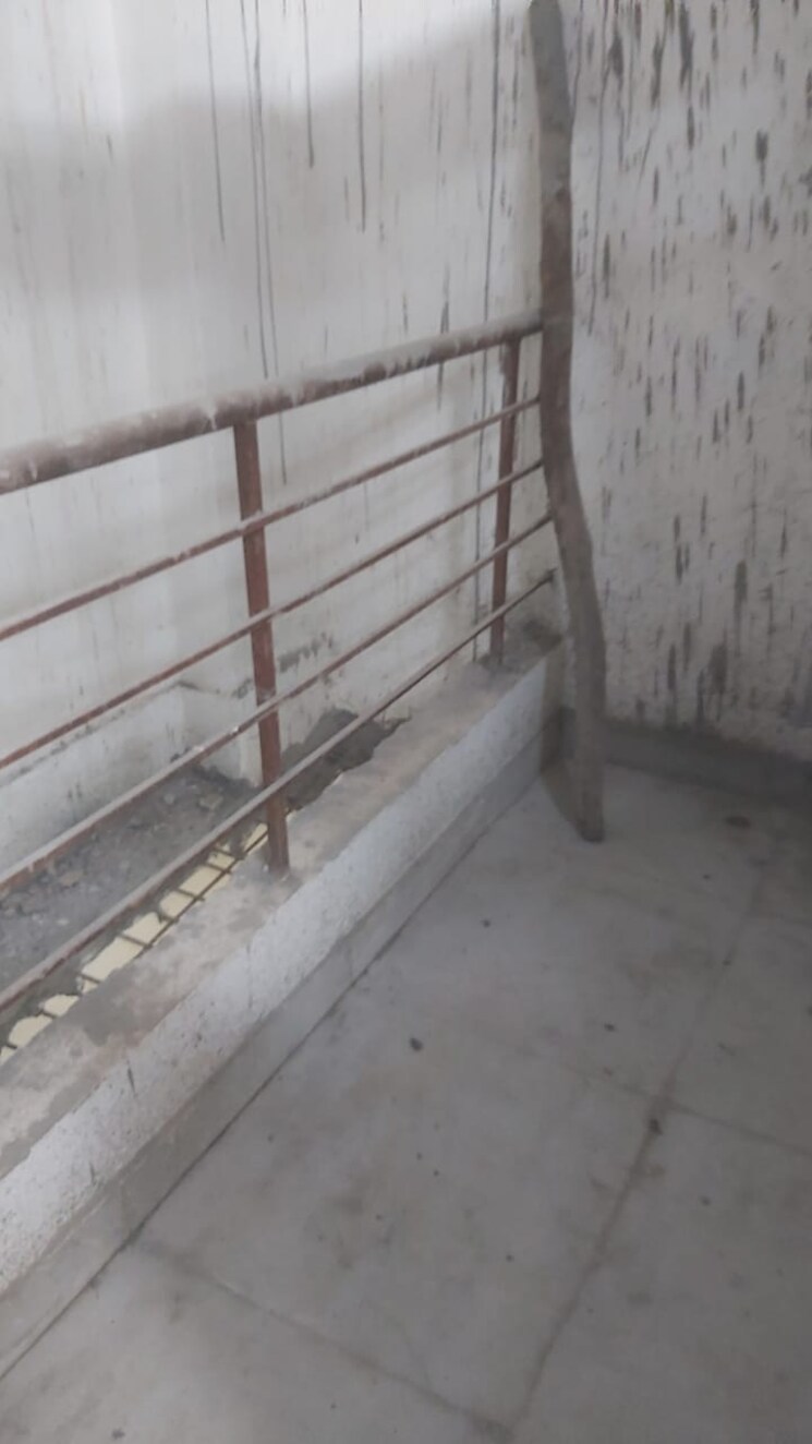 Balcony, mayur vihar 2.5 Bedroom 600 Sq.Ft. Builder Floor In Mayur Vihar Delhi 9014280