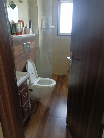 Attached Bathroom in 3 BHK Builder Floor at Sector 50 – for Rent