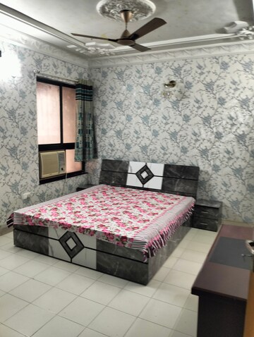 Bedroom in 2 BHK Apartment at Raheja Vistas Phase II, Mohammadwadi – for Rent
