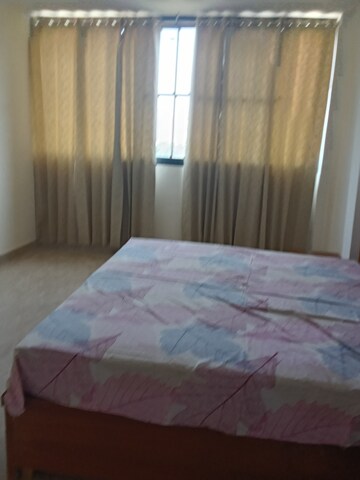 Bedroom in 3 BHK Builder Floor at Unitech Arcadia, South City 2 – for Rent