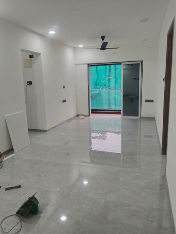 Room in 3 BHK Apartment at Kalina – for Rent