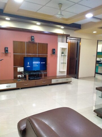 Living Room in 3 BHK Apartment at Shalimar CHS Bandra, Bandra West – for Rent