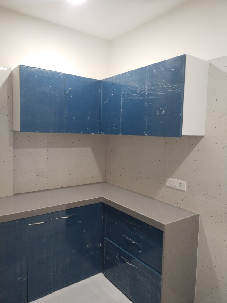 Kitchen, roha-vatika 1 Bedroom 484 Sq.Ft. Apartment In Kurla East Mumbai 9014367