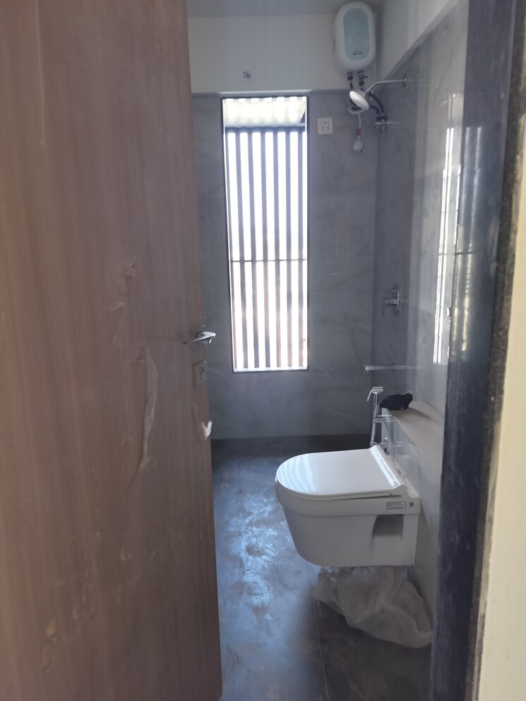 Bathroom, navkar-chs 2 Bedroom 705 Sq.Ft. Apartment In Goregaon West Mumbai 9014374