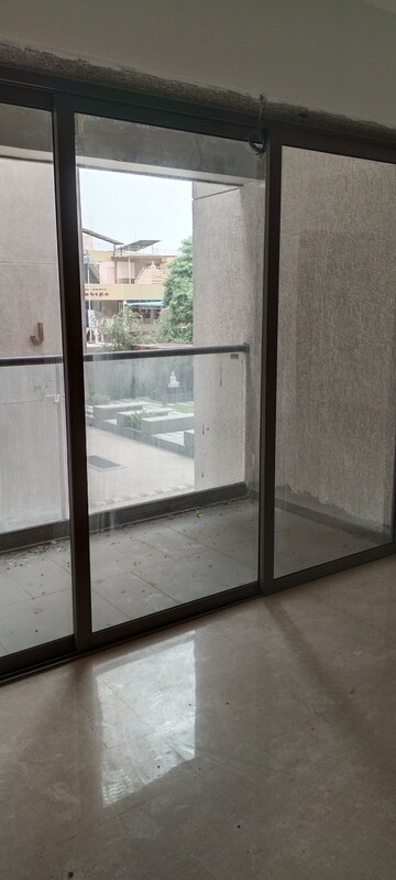 Room in 3 BHK Apartment at Addor Cloud 9, Satellite – for Sale