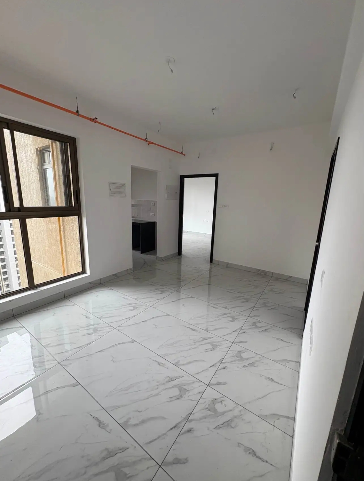 1 BHK 650 Sq.Ft. Apartment in Raymond Ten X Vibes