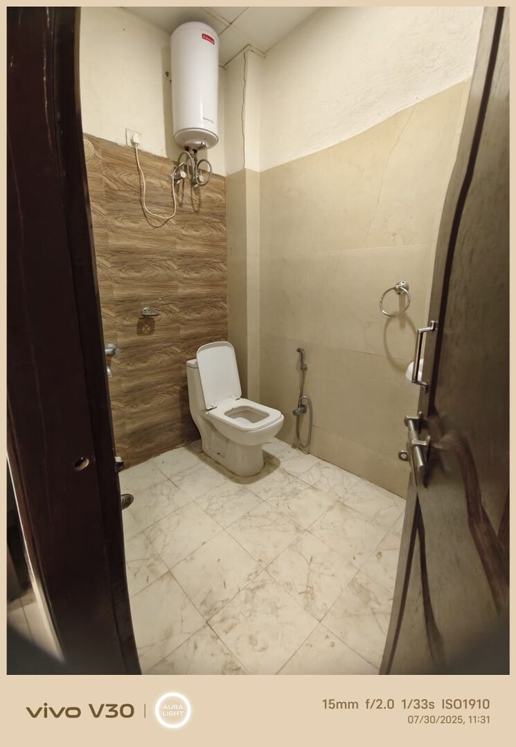 Bathroom, gomti nagar 2 Bedroom 1400 Sq.Ft. Apartment In Gomti Nagar Lucknow 9014390