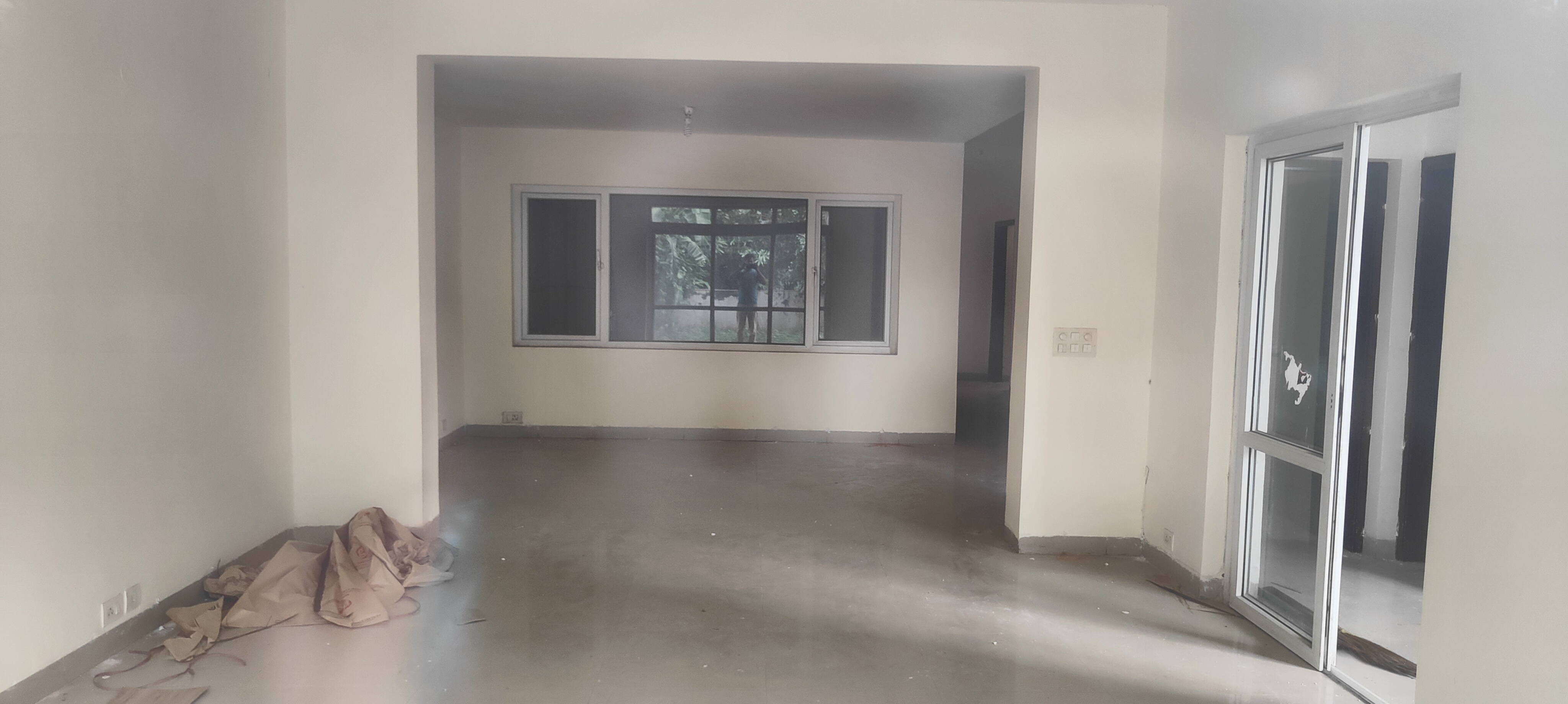 3.5 BHK + Pooja Room,Study Room Villa For Sale in BPTP Parklands Villa