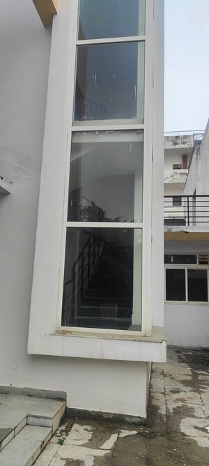 Balcony in 3.5 BHK Villa at BPTP Parklands Villa, Sector 88 – for Sale