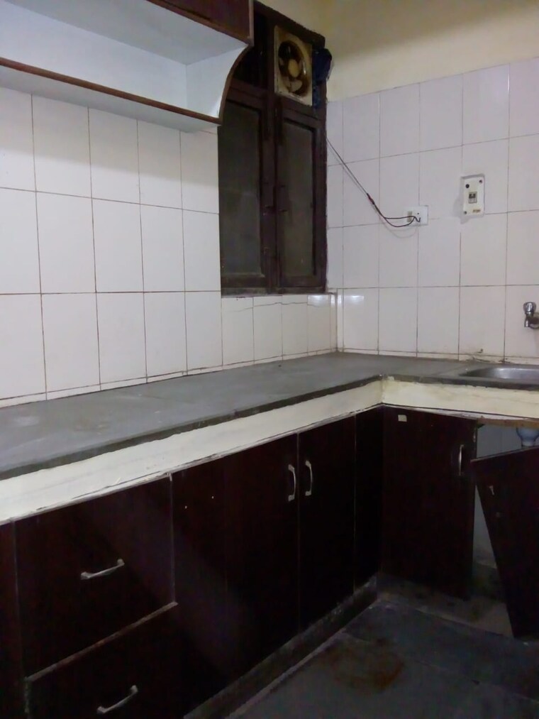 Kitchen, sarita vihar 1 Bedroom 516 Sq.Ft. Apartment In Sarita Vihar Delhi 9014427
