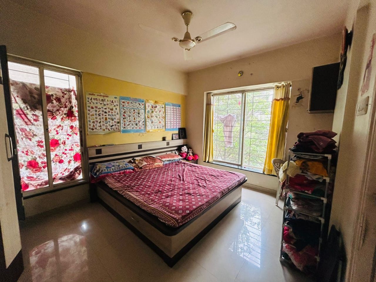 2.5 BHK + Servant Room Apartment For Rent in Mahesh Galaxy