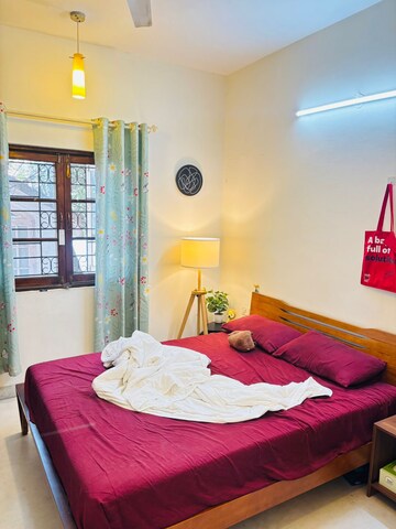 Bedroom in 2 BHK Builder Floor at Indiranagar – for Rent