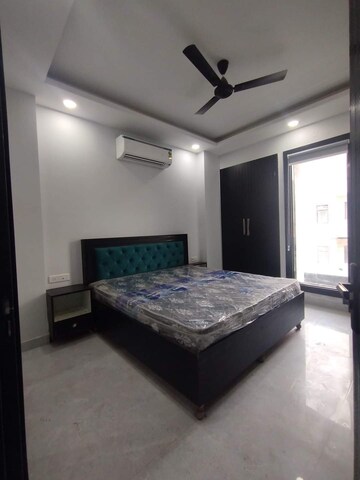 Bedroom in 1 BHK Builder Floor at Gupta Awas, Sector 43 – for Rent