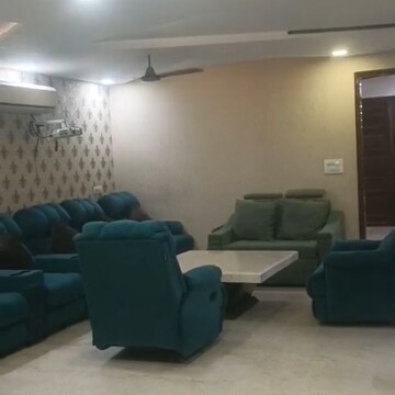 Living Room in 4 BHK Builder Floor at Rohini Sector 23 – for Sale