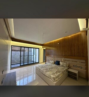 Room in 6 BHK Independent House at Sector 125 – for Sale