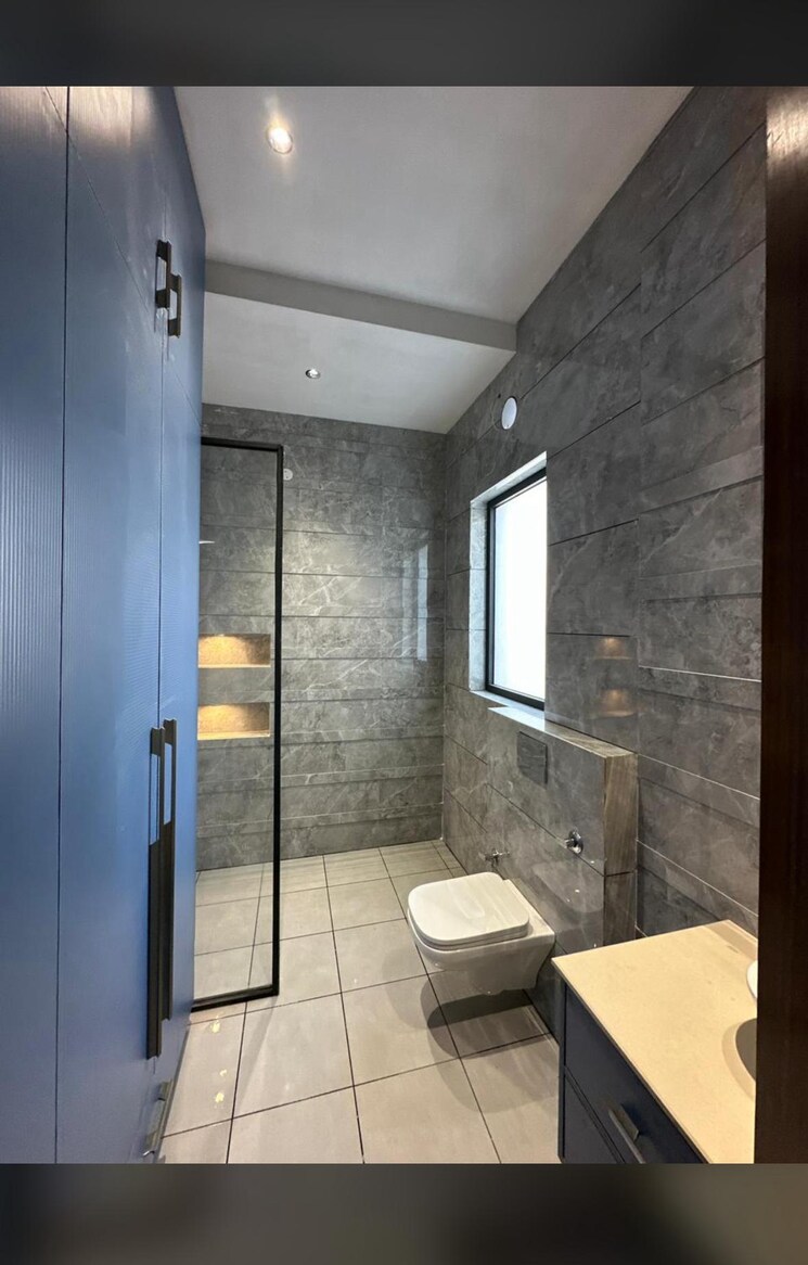 Bathroom, sector 125 6 Bedroom 250 Sq.Yd. Independent House In Sector 125 Mohali 9014485