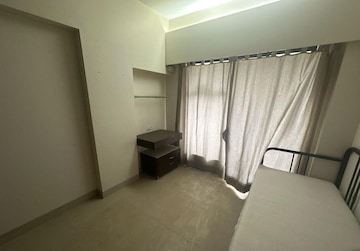 Bedroom in 2 BHK Apartment at DLH Sorrento, Veera Desai Road – for Rent