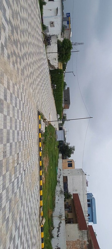  Plot For Sale in Sector 63