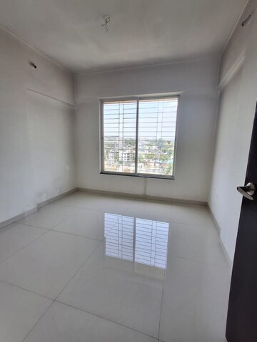 Room in 2 BHK Apartment at Mahesh Ellanza, Vadgaon Budruk – for Rent
