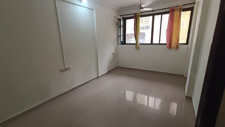 Room, raj-dahisar 1 RK 305 Sq.Ft. Apartment In Dahisar East Mumbai 9014547