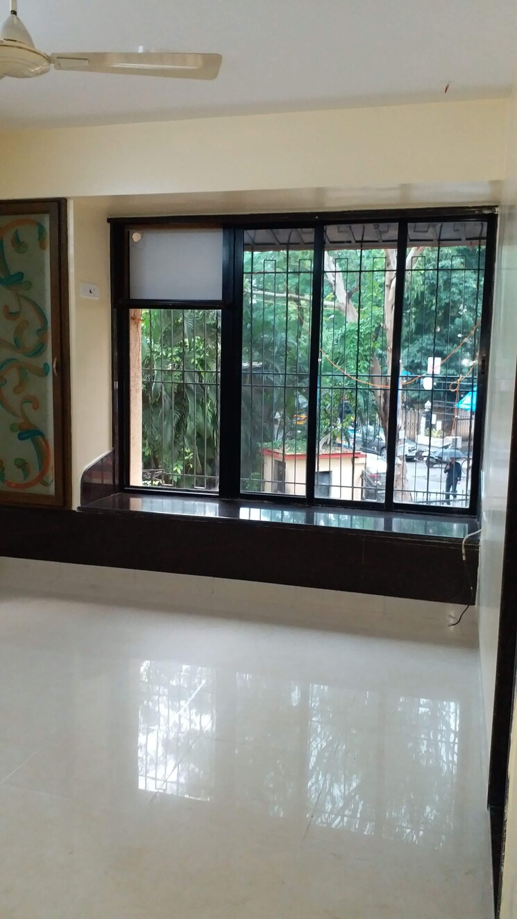 Room, andheri west 3 Bedroom 1200 Sq.Ft. Apartment In Andheri West Mumbai 9014556
