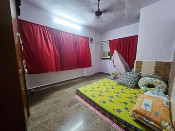 Bedroom in 2 BHK Apartment at Versova View, Andheri West – for Rent