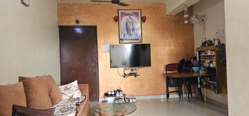 Furnished Amenities in 1 BHK Apartment at Kalpavruksh Garden 1, Kandivali West – for Rent