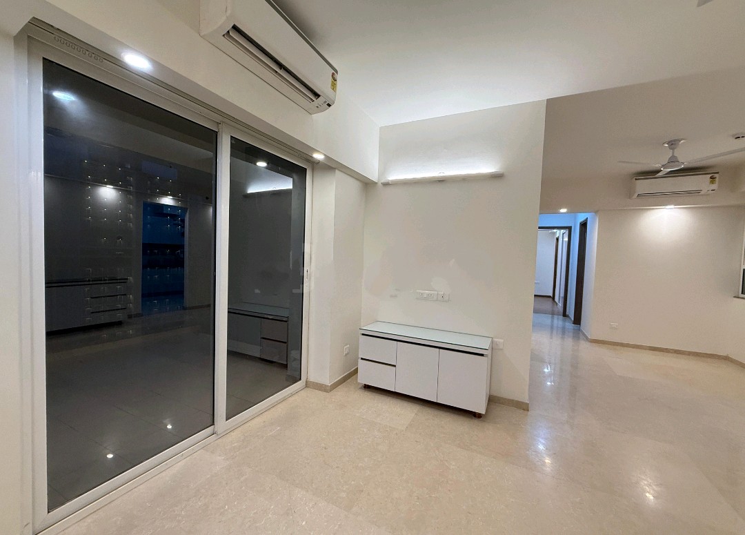 3 BHK + Extra Room Apartment For Sale in Godrej Woods