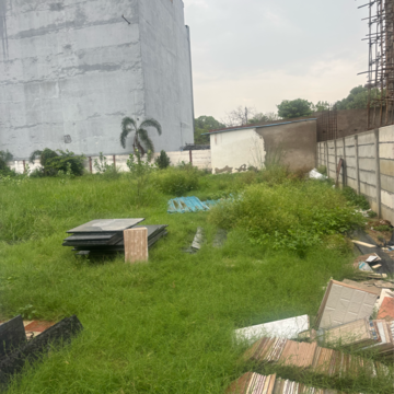 Plot Area in  Plot at Viraj Khand – for Rent
